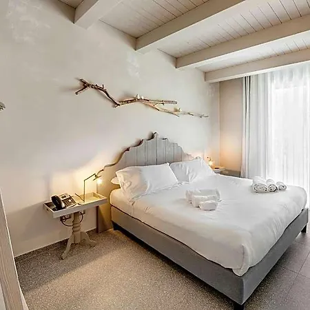 Relais Chiaramonte Hotel